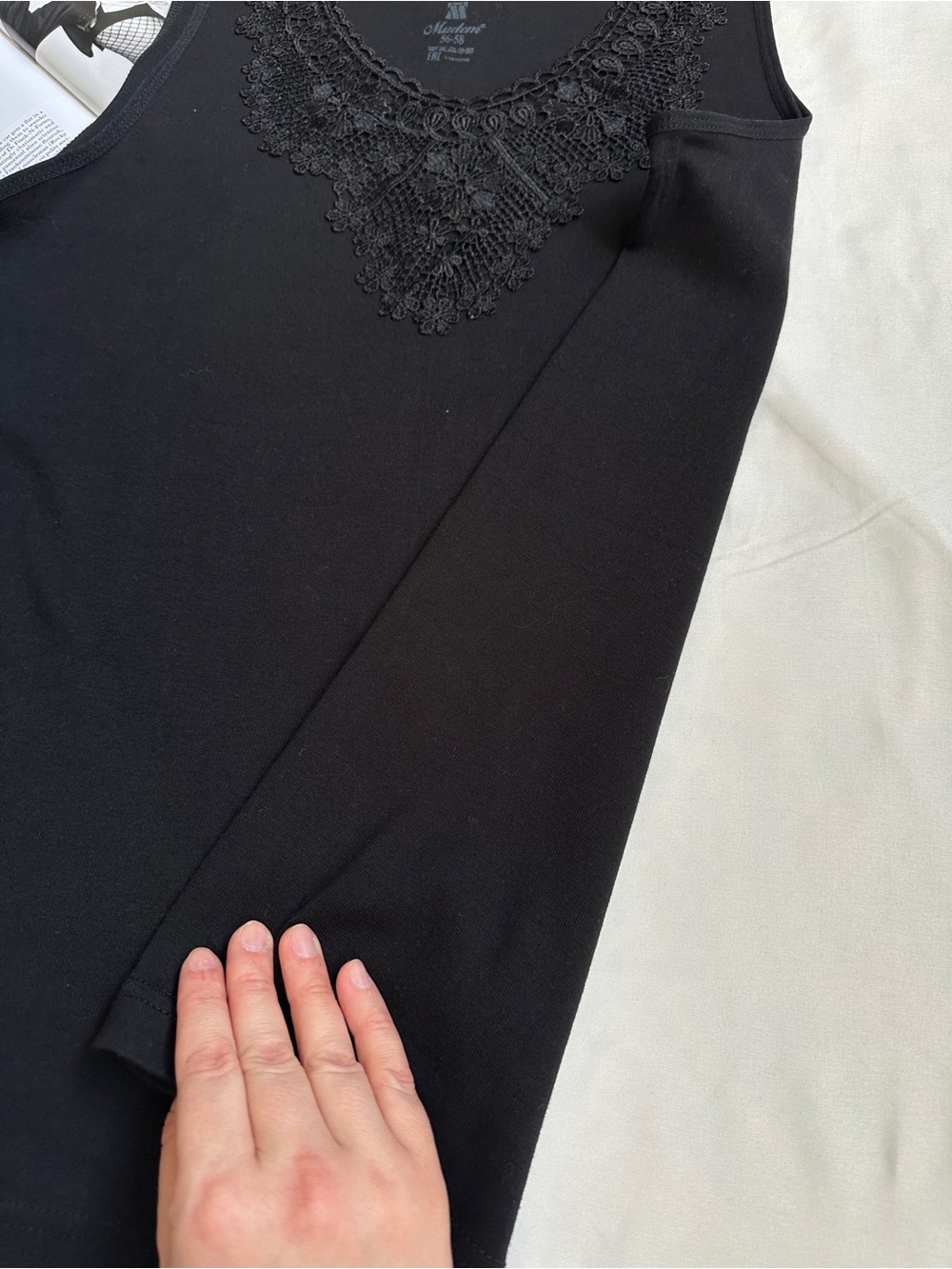 3/50$Black Women's Lace-Trim Tank Top - Picture 9 of 13